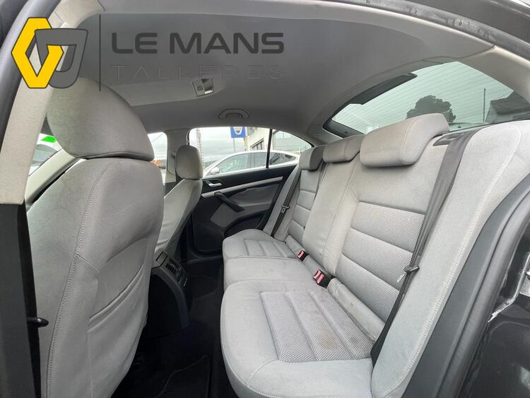 Skoda Octavia 1.9 TDI 100CV foto 11